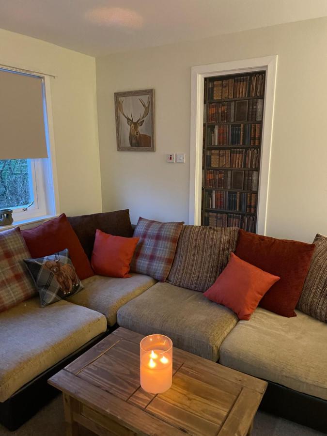 Charleston Apartment Self Catering 5 Min Drive From Town Centre Инвернес Екстериор снимка