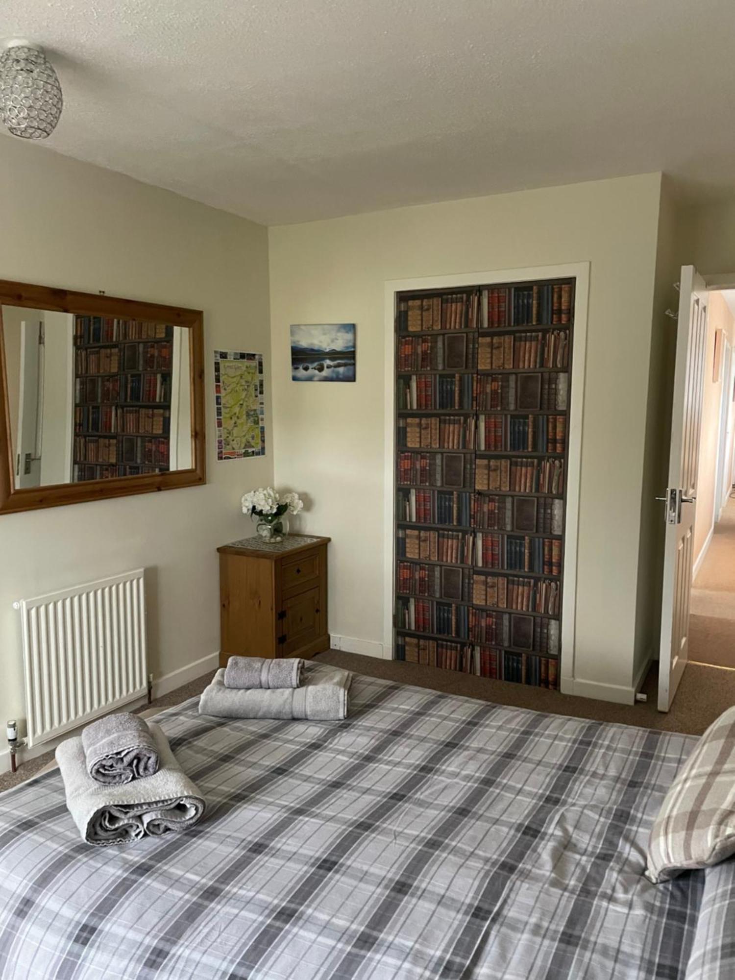 Charleston Apartment Self Catering 5 Min Drive From Town Centre Инвернес Екстериор снимка
