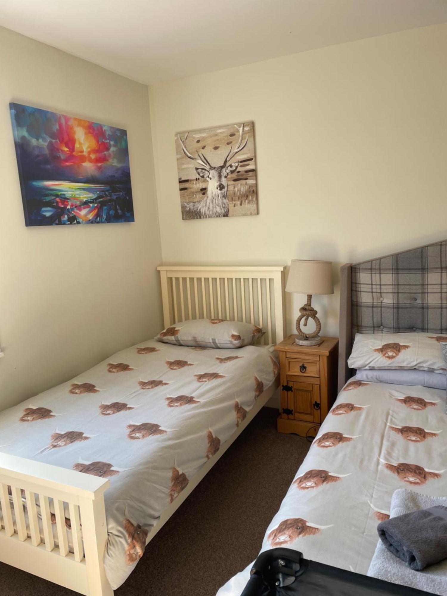 Charleston Apartment Self Catering 5 Min Drive From Town Centre Инвернес Екстериор снимка